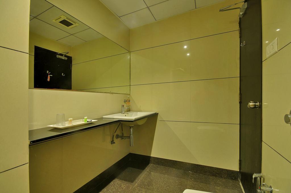 Hotel Magnum Inn Junagadh Exterior foto